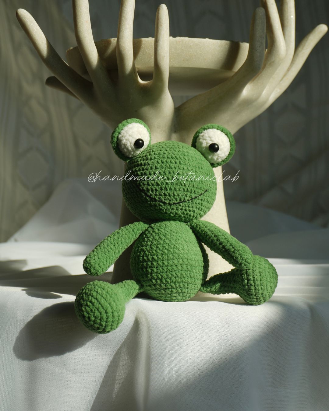 Franklin the Frog – Handmade Botanic Lab